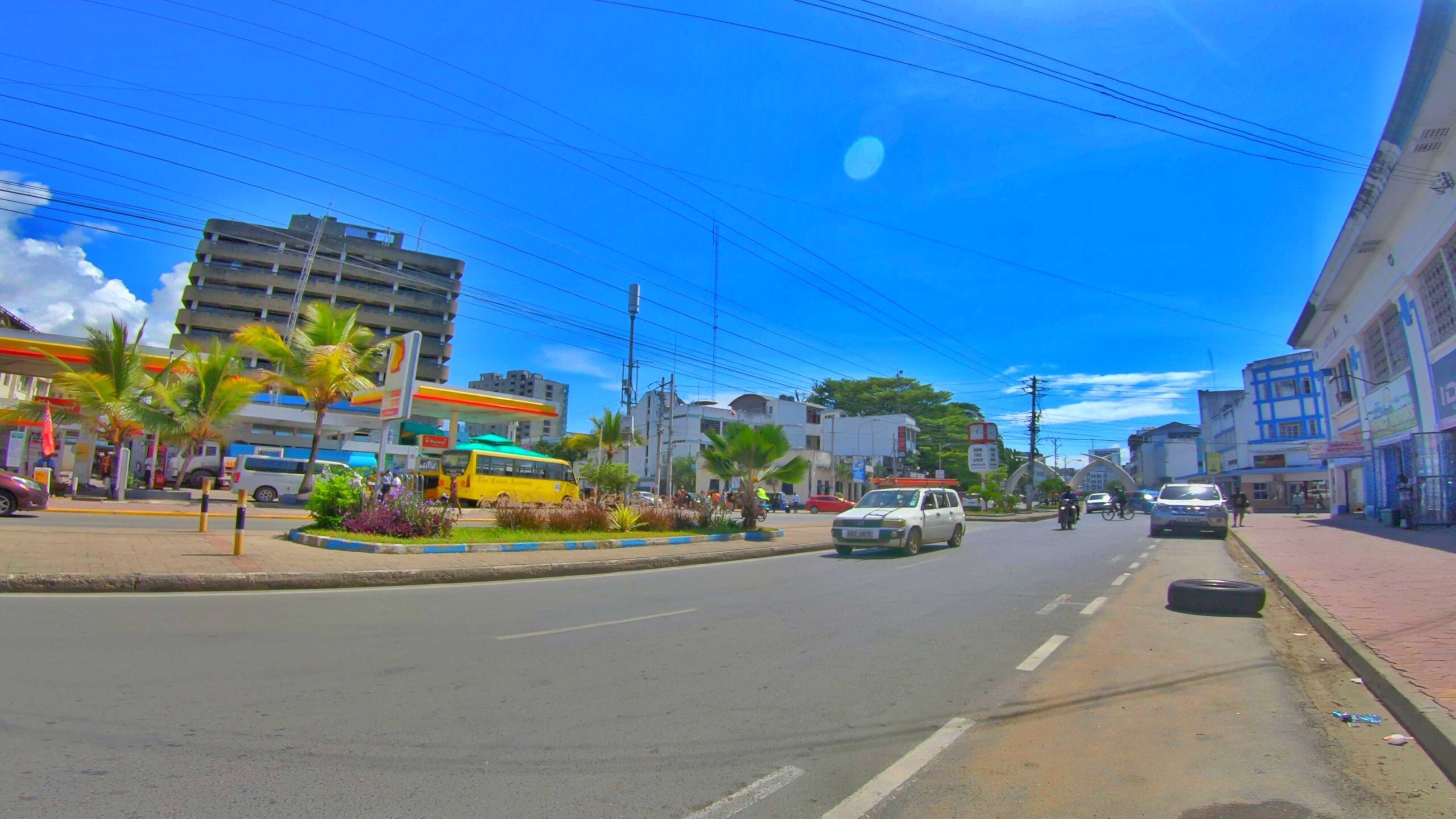 An image showing an open road in Mombasa town 